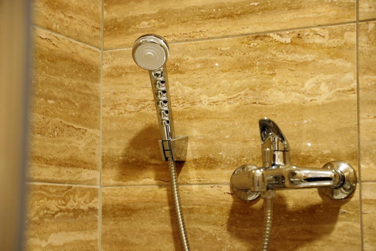 Apartment Alexandar Podgorica Ngoại thất bức ảnh