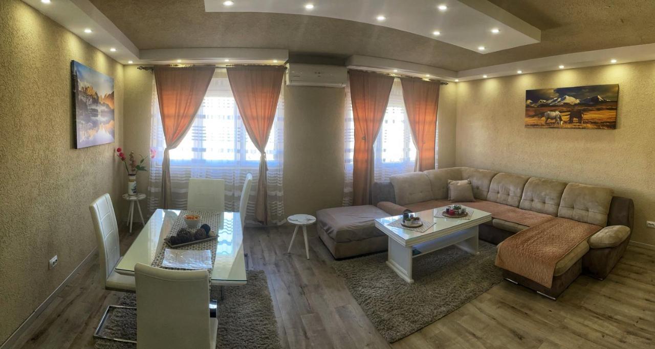 Apartment Alexandar Podgorica Ngoại thất bức ảnh